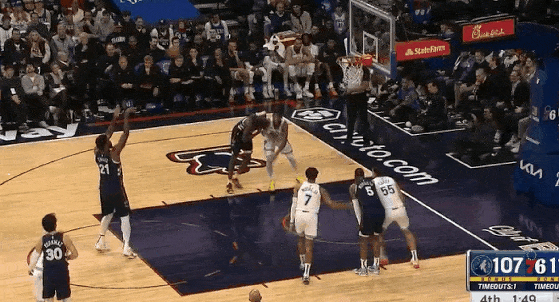 aoa体育活动-76人击败森林狼，恩比德30+10的简单介绍