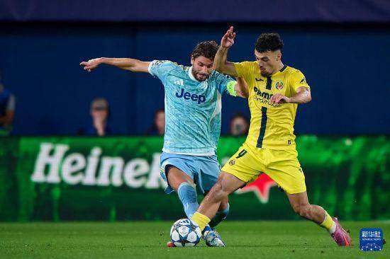 aoa体育官网-比利亚雷亚尔门将神勇连扑，成为球队贵宾