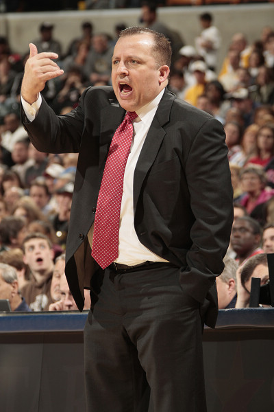 aoa体育活动-公牛队主帅下课，寻找新教练